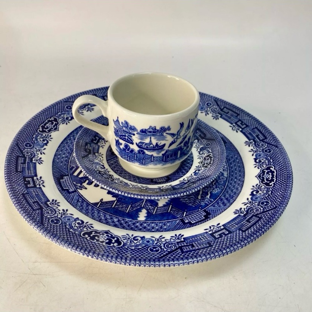 Churchill Blue Willow - Made in England - Set of 4